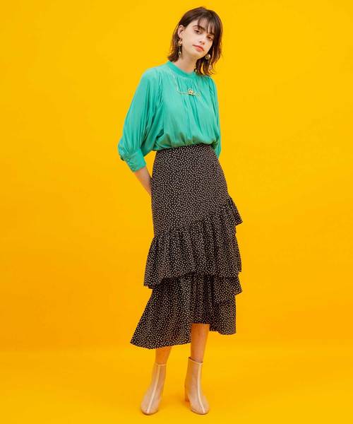 UNITED TOKYO(ユナイテッドトウキョウ)の「ドットティアードスカート(スカート・レディース・ベージュ/ブラック・1)」の10枚目の写真