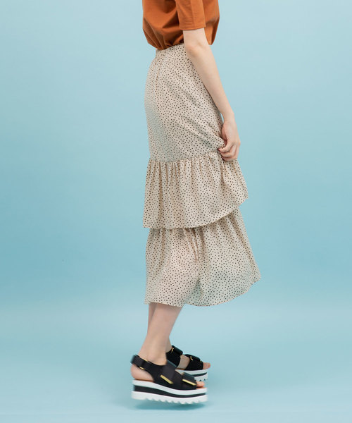 UNITED TOKYO(ユナイテッドトウキョウ)の「ドットティアードスカート(スカート・レディース・ベージュ/ブラック・1)」の19枚目の写真