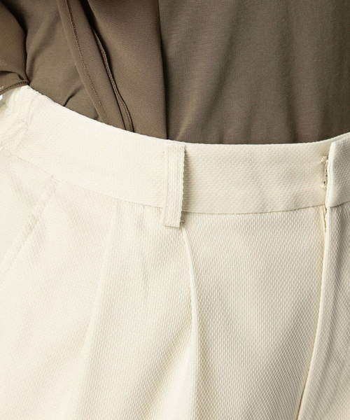 NARACAMICIE(ナラカミーチェ)の「ポコポコテーパードパンツ(その他パンツ・レディース・ブラック/ベージュ・MEDIUM)」の7枚目の写真