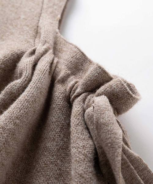 SAISON DE PAPILLON（セゾンドパピヨン）の「オープンショルダーニット（ニット/セーター・レディース・ベージュ/ブラック/パープル・M/L/S）」の22枚目の写真