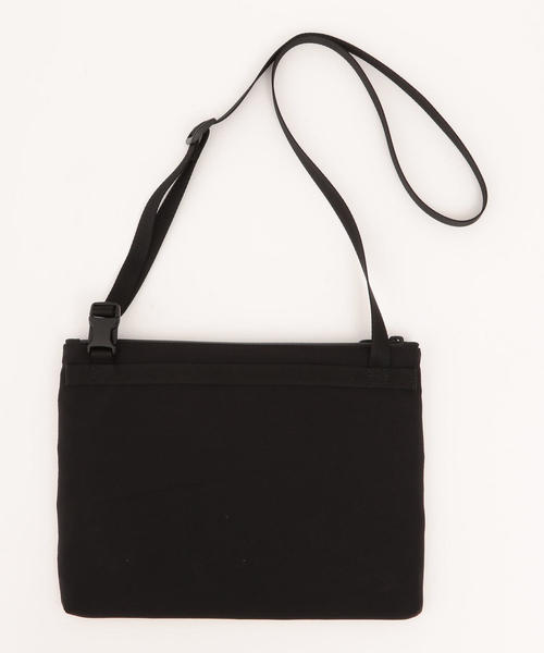 BEAUTY&YOUTH UNITED ARROWS（ビューティーアンドユースユナイテッドアローズ）の「【WEB限定】 by ”小松マテーレ” サコッシュバッグ（ショルダーバッグ・メンズ・ブラック/ネイビー・FREE）」の7枚目の写真