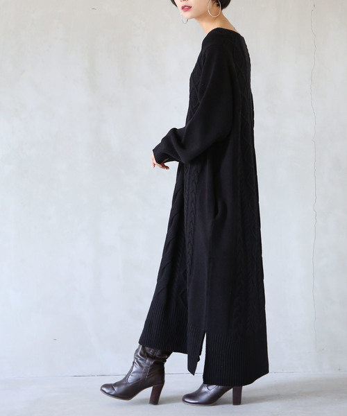 osharewalker（オシャレウォーカー）の「『アランケーブルニットワンピース』（ワンピース・レディース・ブラック/モスグリーン/プラム/アイボリー/チャコールグレー/チャコール・FREE）」の8枚目の写真