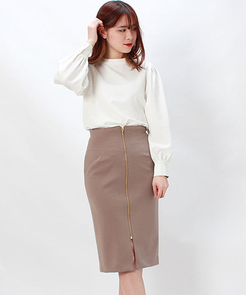 TRUDEA(トルディア)の「(日本製)ストレッチポンチ フロントファスナータイトスカート(スカート・レディース・ホワイト/チャコールグレー/ブラック/モカ・SMALL/MEDIUM/LARGE)」の4枚目の写真