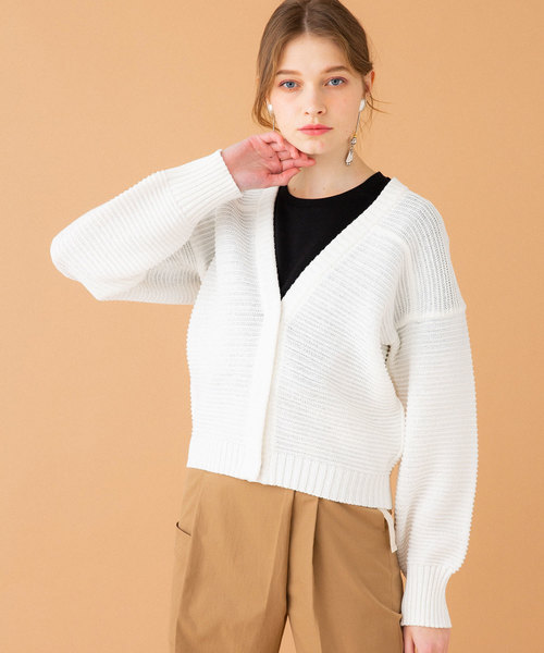 UNITED TOKYO（ユナイテッドトウキョウ）の「バルキーショートカーディガン（カーディガン/ボレロ・レディース・ホワイト/ブラック/ブルー・1）」の4枚目の写真