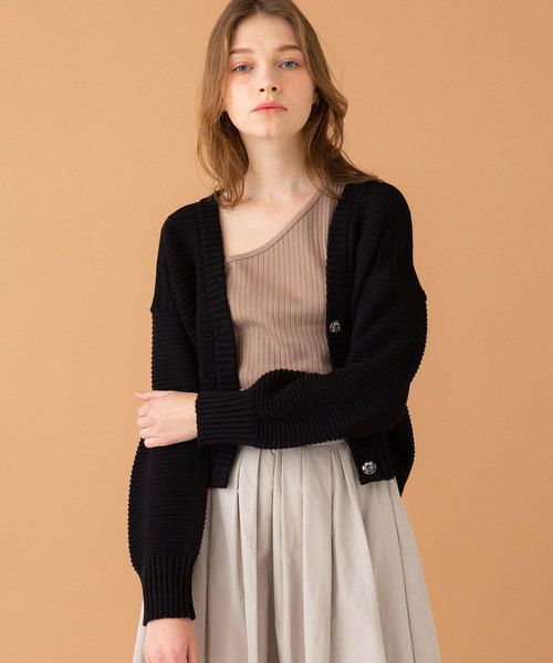 UNITED TOKYO（ユナイテッドトウキョウ）の「バルキーショートカーディガン（カーディガン/ボレロ・レディース・ホワイト/ブラック/ブルー・1）」の7枚目の写真