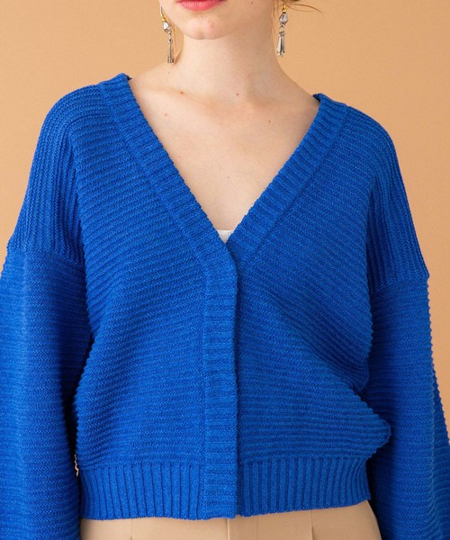 UNITED TOKYO（ユナイテッドトウキョウ）の「バルキーショートカーディガン（カーディガン/ボレロ・レディース・ホワイト/ブラック/ブルー・1）」の14枚目の写真