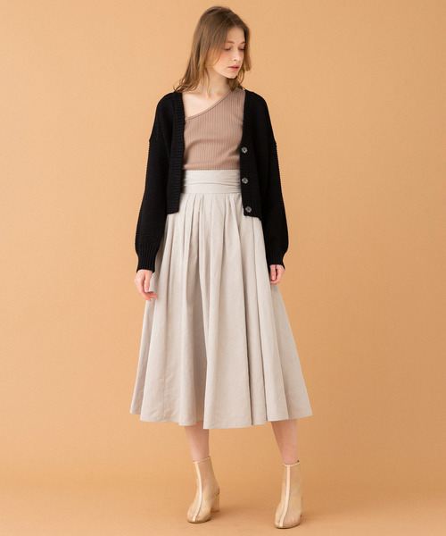 UNITED TOKYO（ユナイテッドトウキョウ）の「バルキーショートカーディガン（カーディガン/ボレロ・レディース・ホワイト/ブラック/ブルー・1）」の19枚目の写真