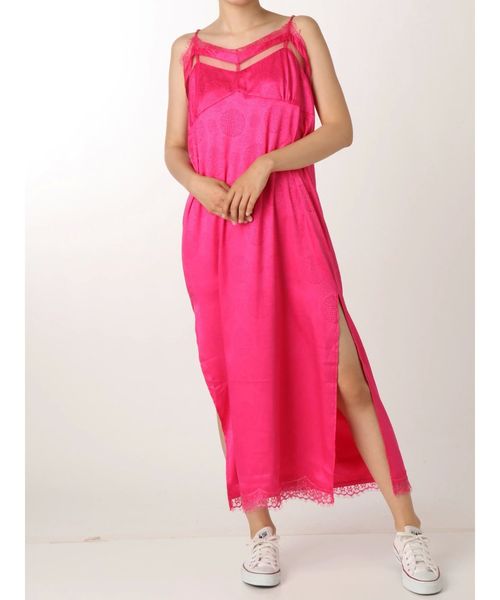 jouetie（ジュエティ）の「カラーランジェリーワンピース（ワンピース・レディース・グレー/ピンク/イエロー/ブラウン・MEDIUM）」の4枚目の写真