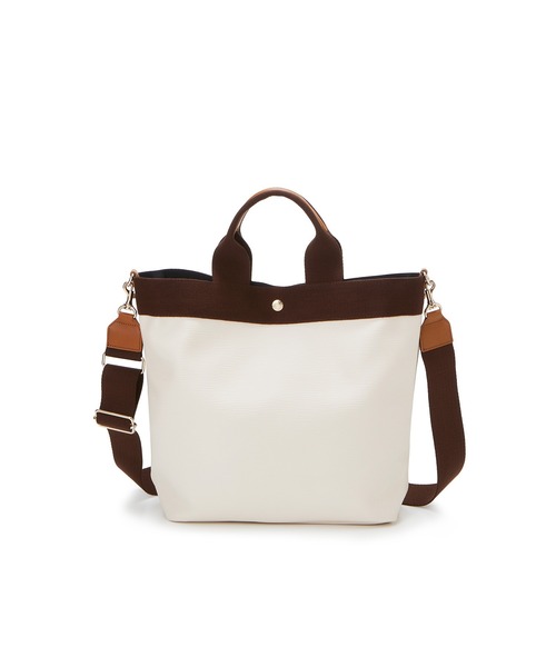 Breath TOPKAPI(ブレストプカピ)の「【WEB限定】【VERY 10月号掲載】【Breath TOPKAPI /ブレス トプカピ】【A4対応】【撥水】リプル 縦型 ショルダー付き トートバッグ(トートバッグ・レディース・ブラック/オフホワイト/ライトベージュ/ロイヤルブルー/グレイッシュベージュ/カーキブラウン/ライトグリーン/チャコールグレー/ベージュ系その他2/ベージュ系/クリーム・FREE)」の7枚目の写真