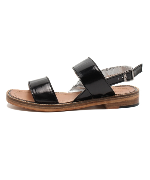 ROSE BUD(ローズバッド)の「P.D.SANDAL-03 METALIC BACK STRAP FLAT SANDAL(サンダル・レディース・ブラック/シルバー・38/37/39/36)」の4枚目の写真