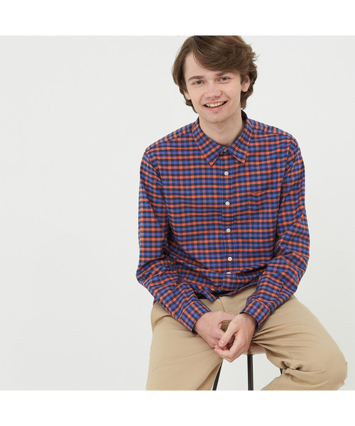 AIGLE(エーグル)の「吸水速乾 オックスフォード 長袖チェックシャツ(シャツ/ブラウス・メンズ・ブルー/ダークネイビー・MEDIUM/LARGE/SMALL/X-LARGE)」の2枚目の写真