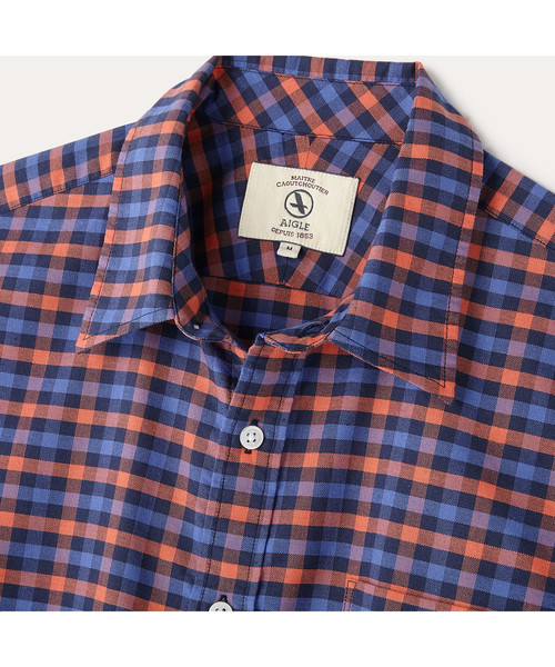 AIGLE(エーグル)の「吸水速乾 オックスフォード 長袖チェックシャツ(シャツ/ブラウス・メンズ・ブルー/ダークネイビー・MEDIUM/LARGE/SMALL/X-LARGE)」の8枚目の写真