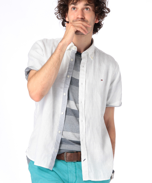 TOMMY HILFIGER（トミーヒルフィガー）の「SOLID LINEN SHIRT S/S（シャツ/ブラウス・メンズ・ホワイト/ブルー/ネイビー/レッド・X-LARGE/SMALL/MEDIUM/LARGE）」の2枚目の写真