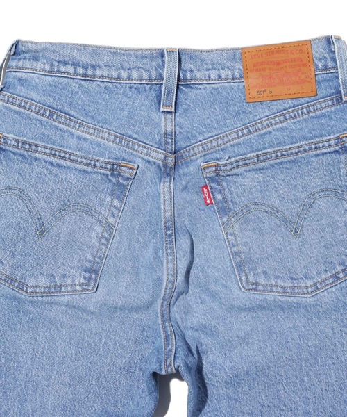 Levi's(リーバイス)の「501(R) SKINNY TANGO TAPS(デニムパンツ・レディース・ライトインディゴブルー・24inch/25inch/26inch/27inch/23inch)」の9枚目の写真