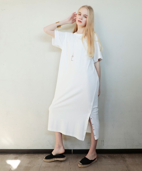 Audition(オーディション)の「D1508 コットンレーヨンOE天竺BOX Tシャツワンピース(ワンピース・レディース・ホワイト/カーキ/ブラック・MEDIUM)」の5枚目の写真