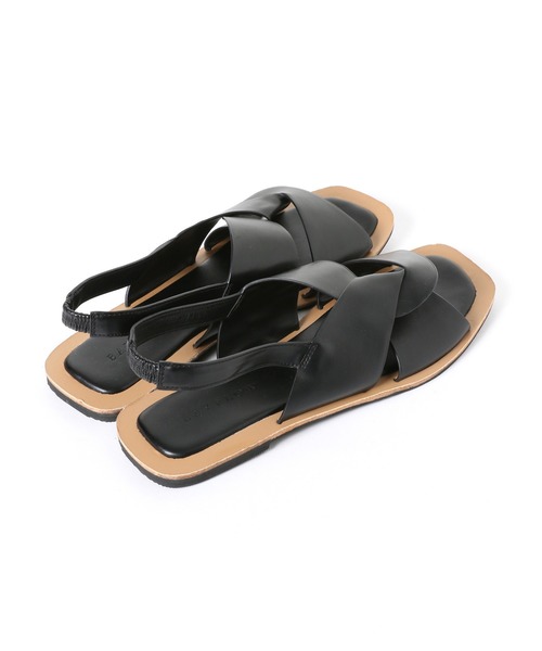 BAYFLOW（ベイフロー）の「クロスサンダル（サンダル・レディース・ブラック/オフホワイト・SMALL/MEDIUM/LARGE）」の6枚目の写真