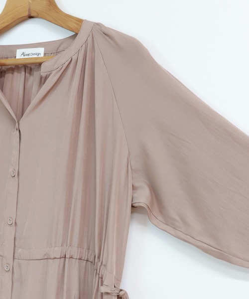 andme（アンドミー）の「サテンスキッパー長袖シャツワンピース（シャツワンピース・レディース・カーキ/モカ/グレー系その他/ブラック・M）」の9枚目の写真