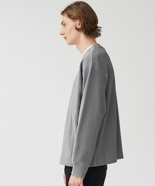 KIIT（キート）の「【KIIT】別注リップルクルーネックニット（ニット/セーター・メンズ・グレー/ブラック・2/1）」の6枚目の写真