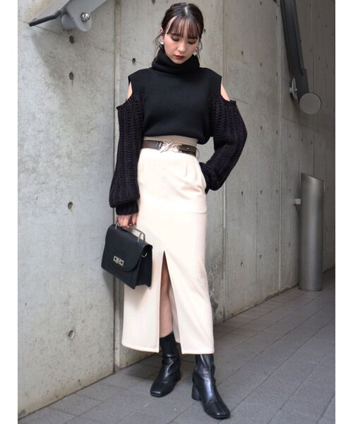 MURUA（ムルーア）の「サークルベルトペンシルスカート（スカート・レディース・ブラック/ブルー/アイボリー・2/1）」の9枚目の写真