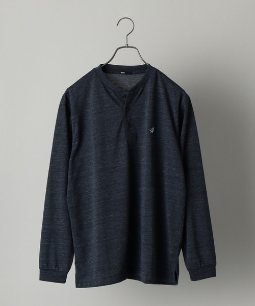 SHIPS（シップス）の「【WEB限定】SHIPS: 色褪せ防止加工 EVER COLOR（R) ワンポイント ロゴ  ヘンリーネック ロングスリーブ Tシャツ (ロンT)（Tシャツ/カットソー・メンズ・ライトグレー/グレー/ネイビー・SMALL/MEDIUM/LARGE/X-LARGE/XX-LARGE）」の3枚目の写真
