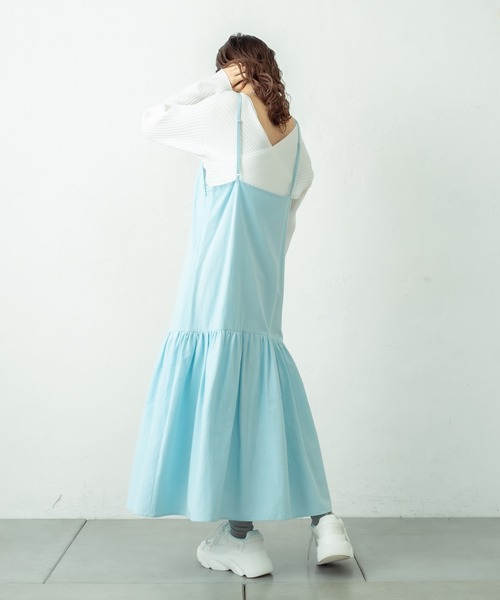 mystic(ミスティック)の「LOW切替キャミワンピース(ワンピース・レディース・オフホワイト/ブラック/ブルー・FREE)」の6枚目の写真