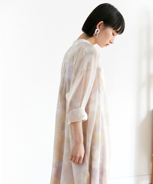 EMMA（EMMA CLOTHES）（エマ）の「【EMMA】水彩アートプリントバックオープンノースリーブワンピース（ワンピース・レディース・パープル/ブラウン/ブルー・FREE）」の9枚目の写真