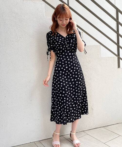 MAJESTIC LEGON（マジェスティックレゴン）の「レディパターンワンピース（ワンピース・レディース・ホワイト系その他2/グリーン系その他/ブラック系その他/ブルー系その他2・SMALL/MEDIUM）」の5枚目の写真