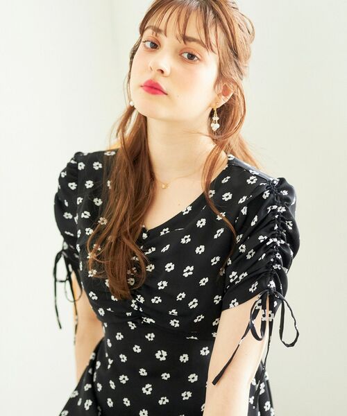 MAJESTIC LEGON（マジェスティックレゴン）の「レディパターンワンピース（ワンピース・レディース・ホワイト系その他2/グリーン系その他/ブラック系その他/ブルー系その他2・SMALL/MEDIUM）」の22枚目の写真