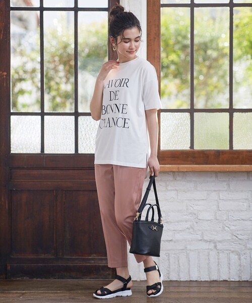 ANY SIS(エニィスィス)の「【L'aube】BIGロゴ Tシャツ(Tシャツ/カットソー・レディース・ホワイト系/ブラック系/黄土色系・4)」の10枚目の写真