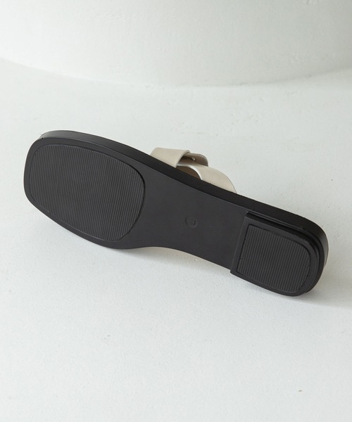 rectangle（レクタングル）の「フラットトングサンダル（サンダル・レディース・ブラック/ブラウン/アイボリー・SMALL/MEDIUM/LARGE）」の13枚目の写真