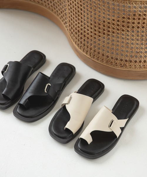 rectangle（レクタングル）の「フラットトングサンダル（サンダル・レディース・ブラック/ブラウン/アイボリー・SMALL/MEDIUM/LARGE）」の6枚目の写真