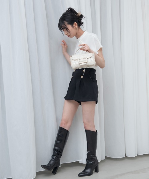 VRIA CHARME（バリアシャルム）の「デザインボタンショートパンツ（その他パンツ・レディース・ブラック/ネイビー・FREE）」の10枚目の写真