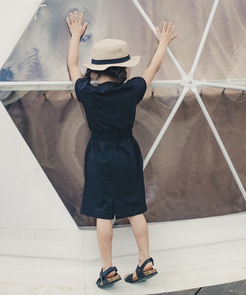 RADCHAP(ラッドチャップ)の「飾りボタンウエストゴムワンピース(ワンピース・キッズ・キャメル/ブラック・100cm/110cm/150cm/140cm/90cm/120cm/130cm)」の12枚目の写真