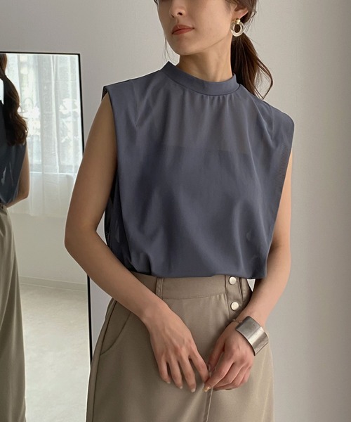 &g'aime（アンジェム）の「【&g'aime】タックショルダーシアートップス（Tシャツ/カットソー・レディース・ブラック/ブルー/モカ・FREE）」の3枚目の写真