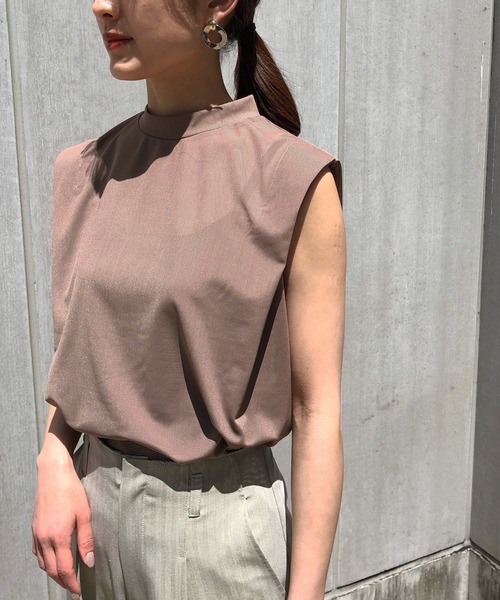 &g'aime（アンジェム）の「【&g'aime】タックショルダーシアートップス（Tシャツ/カットソー・レディース・ブラック/ブルー/モカ・FREE）」の5枚目の写真