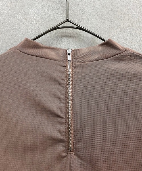 &g'aime（アンジェム）の「【&g'aime】タックショルダーシアートップス（Tシャツ/カットソー・レディース・ブラック/ブルー/モカ・FREE）」の10枚目の写真