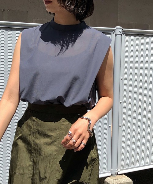 &g'aime（アンジェム）の「【&g'aime】タックショルダーシアートップス（Tシャツ/カットソー・レディース・ブラック/ブルー/モカ・FREE）」の9枚目の写真