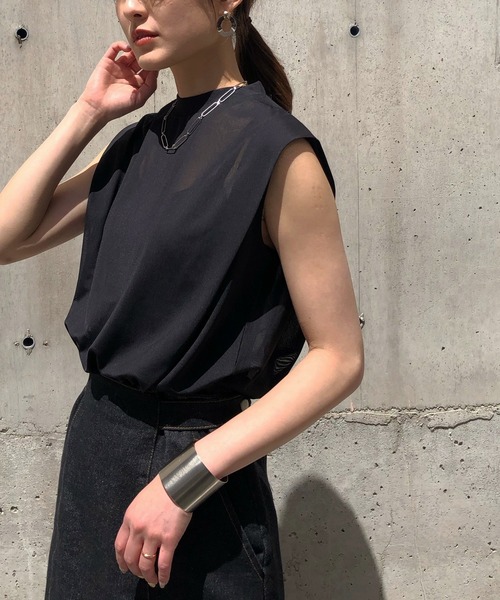 &g'aime（アンジェム）の「【&g'aime】タックショルダーシアートップス（Tシャツ/カットソー・レディース・ブラック/ブルー/モカ・FREE）」の4枚目の写真