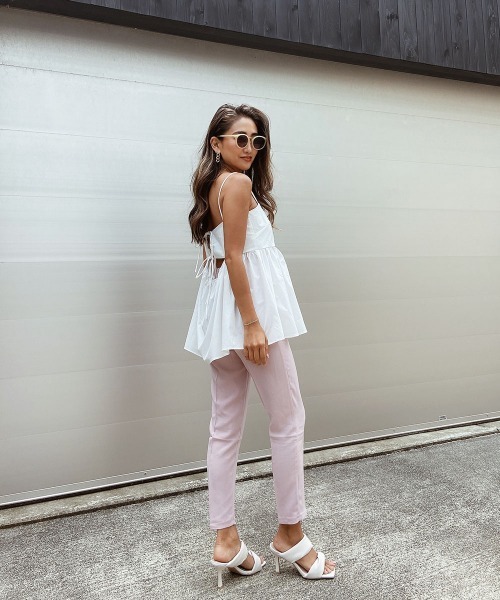 esutoreja（エストレジャ）の「センタープレスカラーパンツ（スラックス・レディース・ピンク/ブルー/ブラック・M/S）」の4枚目の写真