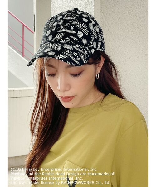 PLAYBOY（プレイボーイ）の「PLAYBOY SURF CLUB PATTERN キャップ（キャップ・レディース・ブラック/ベージュ・FREE）」の2枚目の写真
