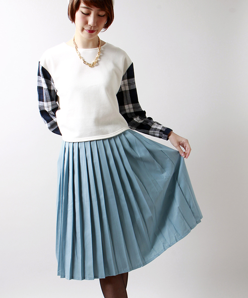 WEGO(ウィゴー)の「WEGO/プリーツミモレスカート(スカート・レディース・オフホワイト/ブラック/グリーン系その他/ライトパープル・FREE)」の4枚目の写真