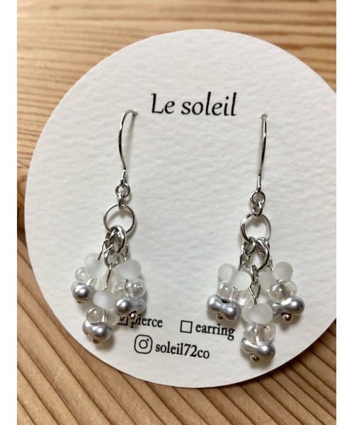 tone(トーン)の「【Le soleil】小さなチェコビーズ ピアス(MA)(ピアス(両耳用)・レディース・その他/シルバー系その他・FREE)」の4枚目の写真