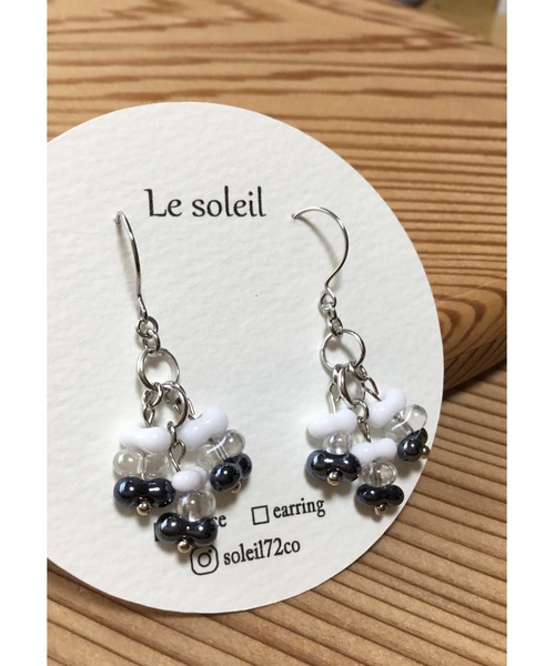 tone(トーン)の「【Le soleil】小さなチェコビーズ ピアス(MA)(ピアス(両耳用)・レディース・その他/シルバー系その他・FREE)」の6枚目の写真