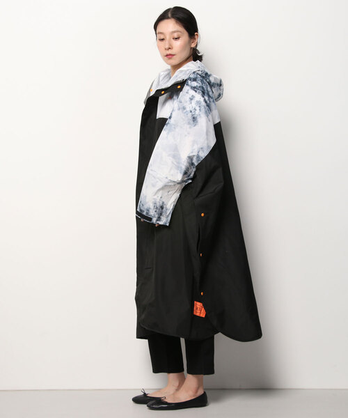 X-girl（エックスガール）の「X-girl×KiU RAIN PONCHO（その他小物・レディース・ブラック・ONE SIZE）」の7枚目の写真