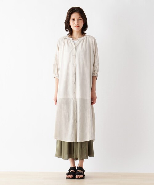 SHOO・LA・RUE（シューラルー）の「◆袖ボリューム綿シフォンワンピース（ワンピース・レディース・ライトブルー/ブラック/オリーブ/オレンジ/ナチュラル/ブラウン系・00）」の10枚目の写真