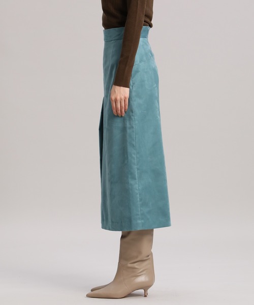 INED（イネド）の「フェイクスエードボックススカート《KOMASUEDE》（スカート・レディース・エメラルドブルー/ダークブラウン/キャメル・9号/11号）」の6枚目の写真