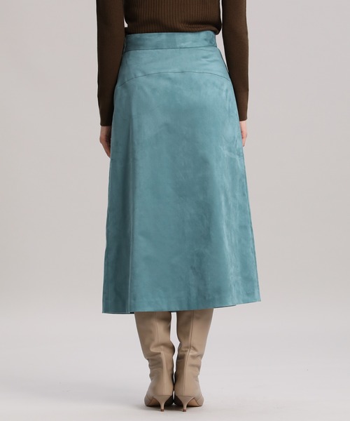 INED（イネド）の「フェイクスエードボックススカート《KOMASUEDE》（スカート・レディース・エメラルドブルー/ダークブラウン/キャメル・9号/11号）」の7枚目の写真