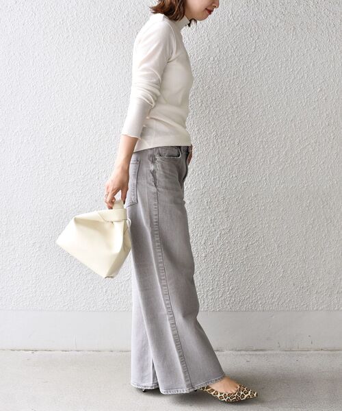 SHIPS（シップス）の「【SHIPS別注】upper hights:THE ROBIN（デニムパンツ・レディース・ライトグレー/ブルー・SMALL/MEDIUM）」の20枚目の写真
