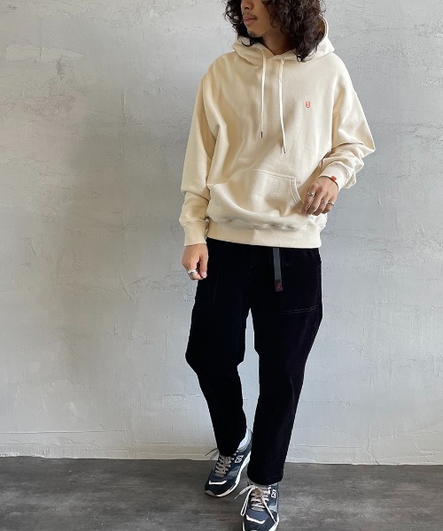 UNIVERSAL OVERALL（ユニバーサルオーバーオール）の「[UNIVERSAL OVERALL/ユニバーサルオーバーオール] 別注 スウェットパーカー（パーカー・レディース・ブラック/イエロー/グリーン/アイボリー・M/L）」の15枚目の写真