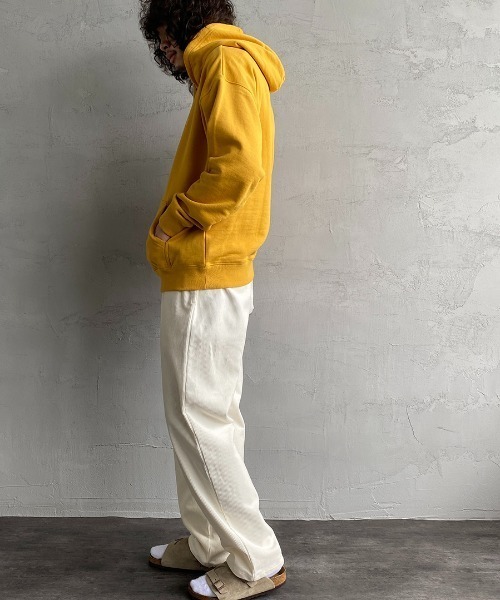 UNIVERSAL OVERALL（ユニバーサルオーバーオール）の「[UNIVERSAL OVERALL/ユニバーサルオーバーオール] 別注 スウェットパーカー（パーカー・レディース・ブラック/イエロー/グリーン/アイボリー・M/L）」の20枚目の写真